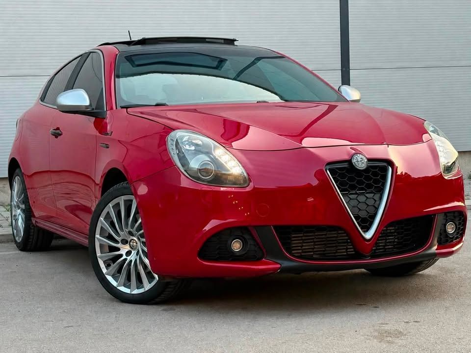 Alfa ROMEO 2012