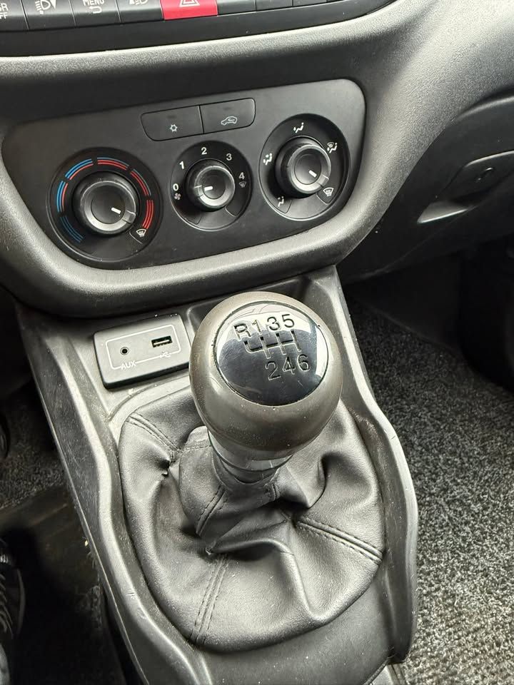 Слика на возило