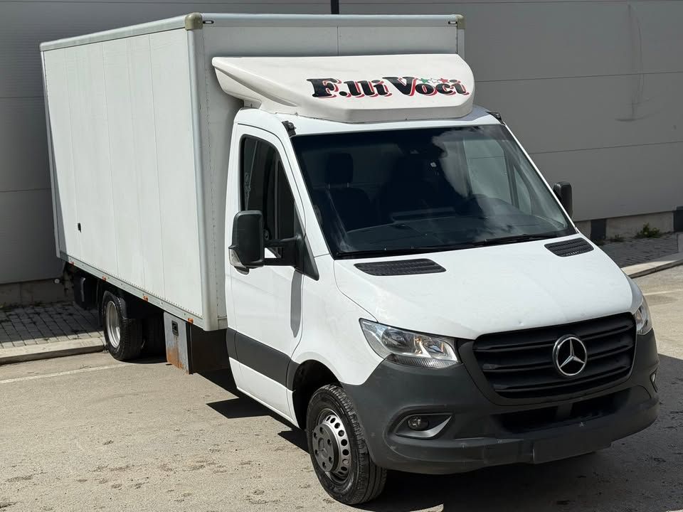 Слика на возило