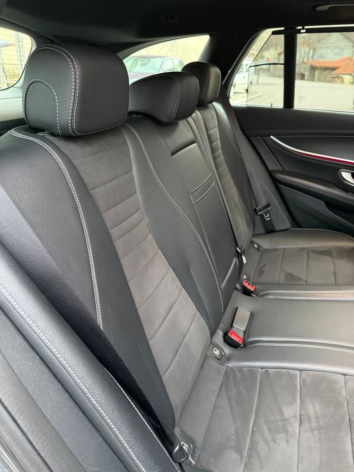 Слика на возило