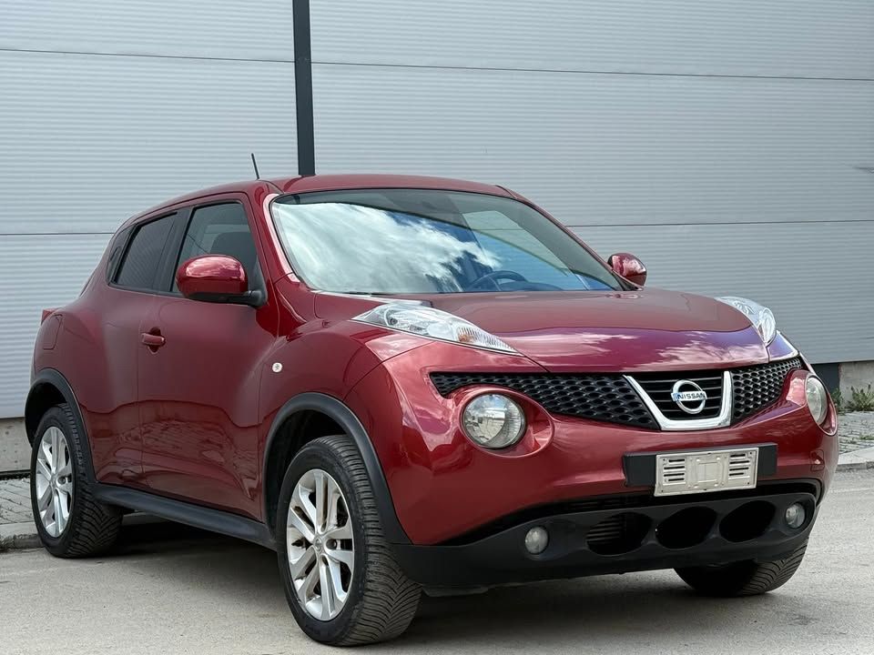 Nissan JUKE 2012