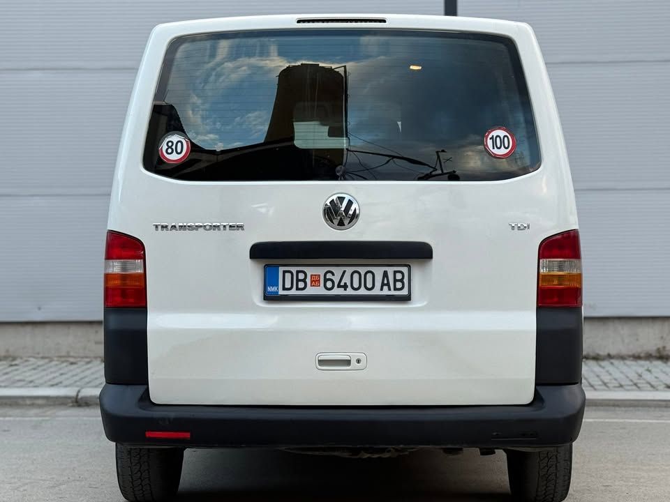 Слика на возило