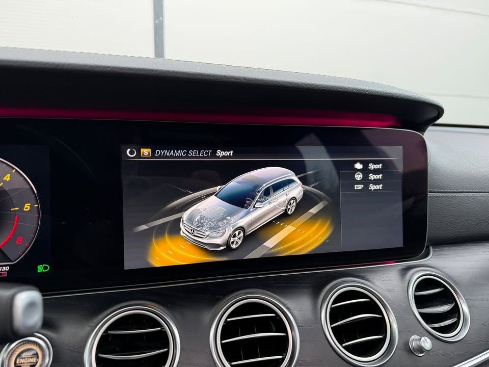 Слика на возило