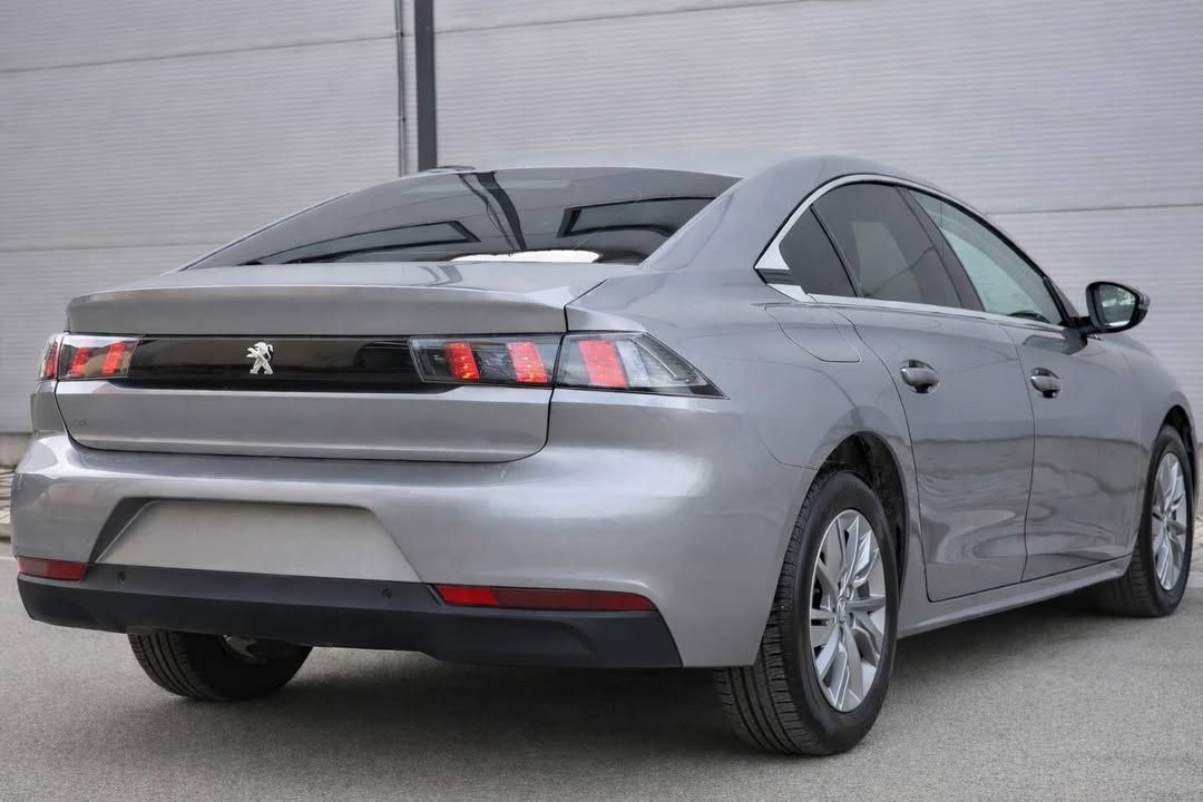 Слика на возило