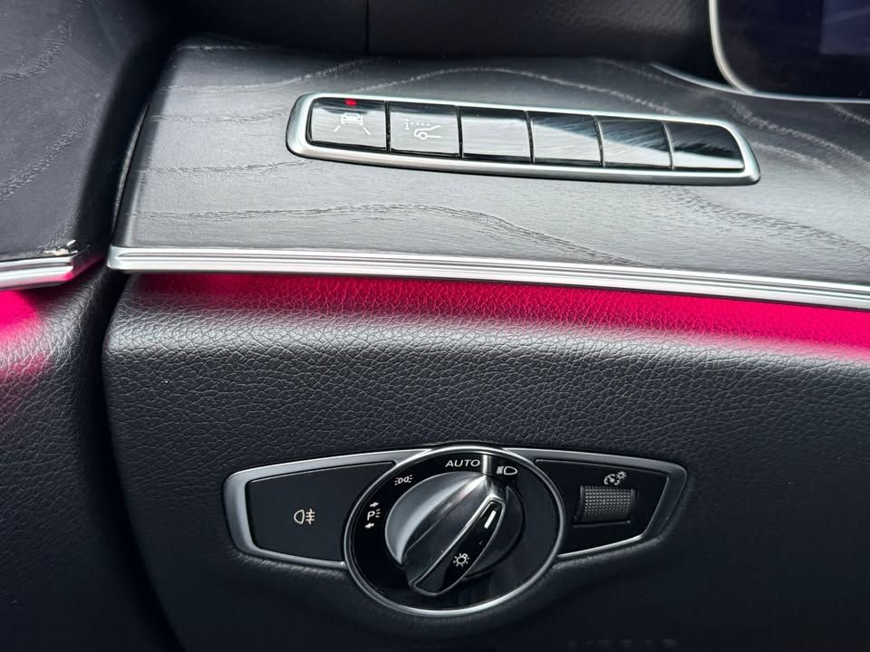 Слика на возило