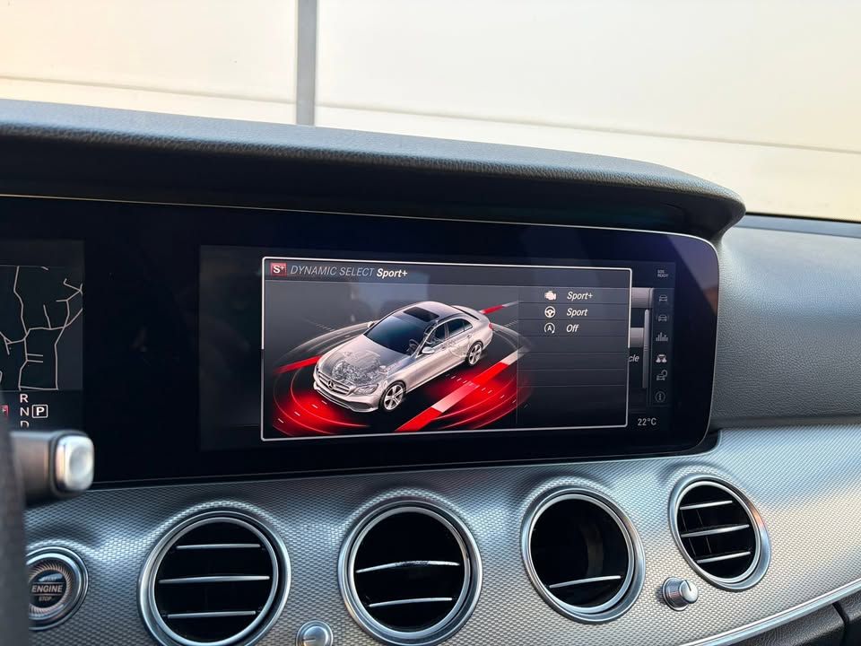 Слика на возило