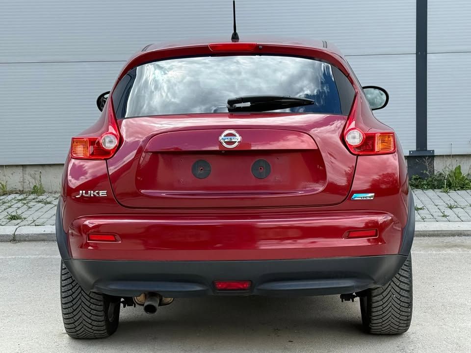Nissan JUKE 2012