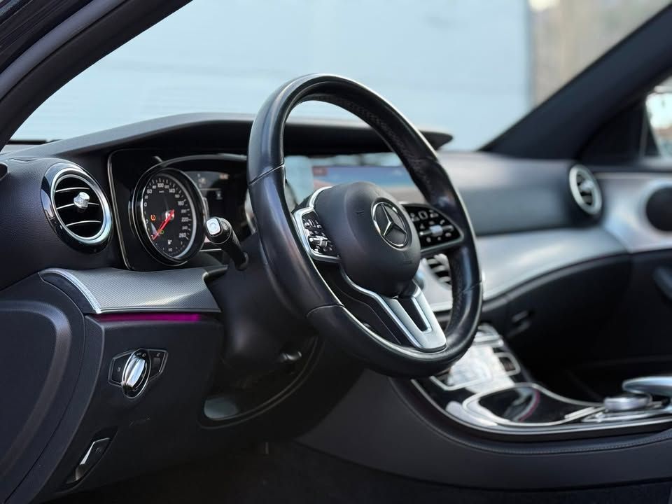 Слика на возило