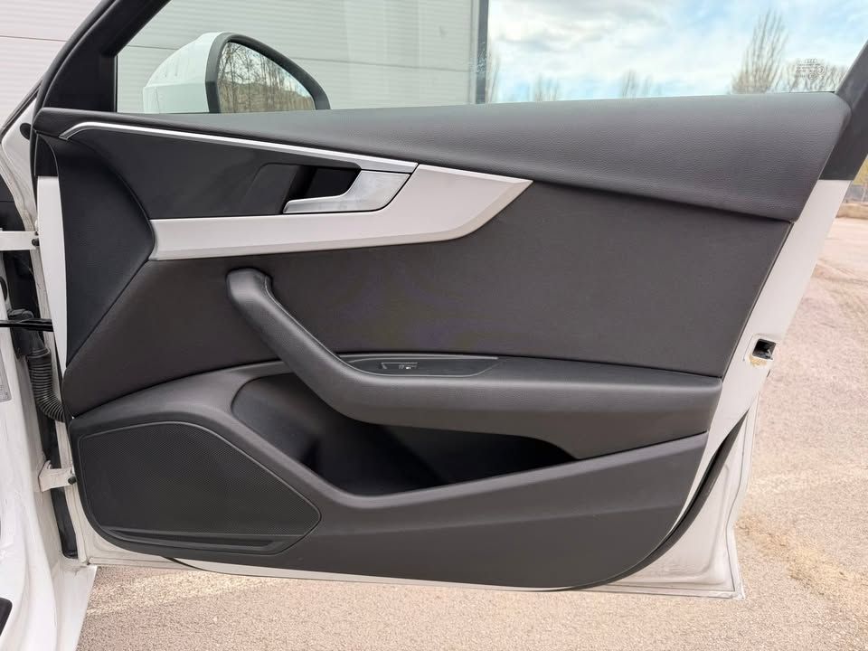 Слика на возило