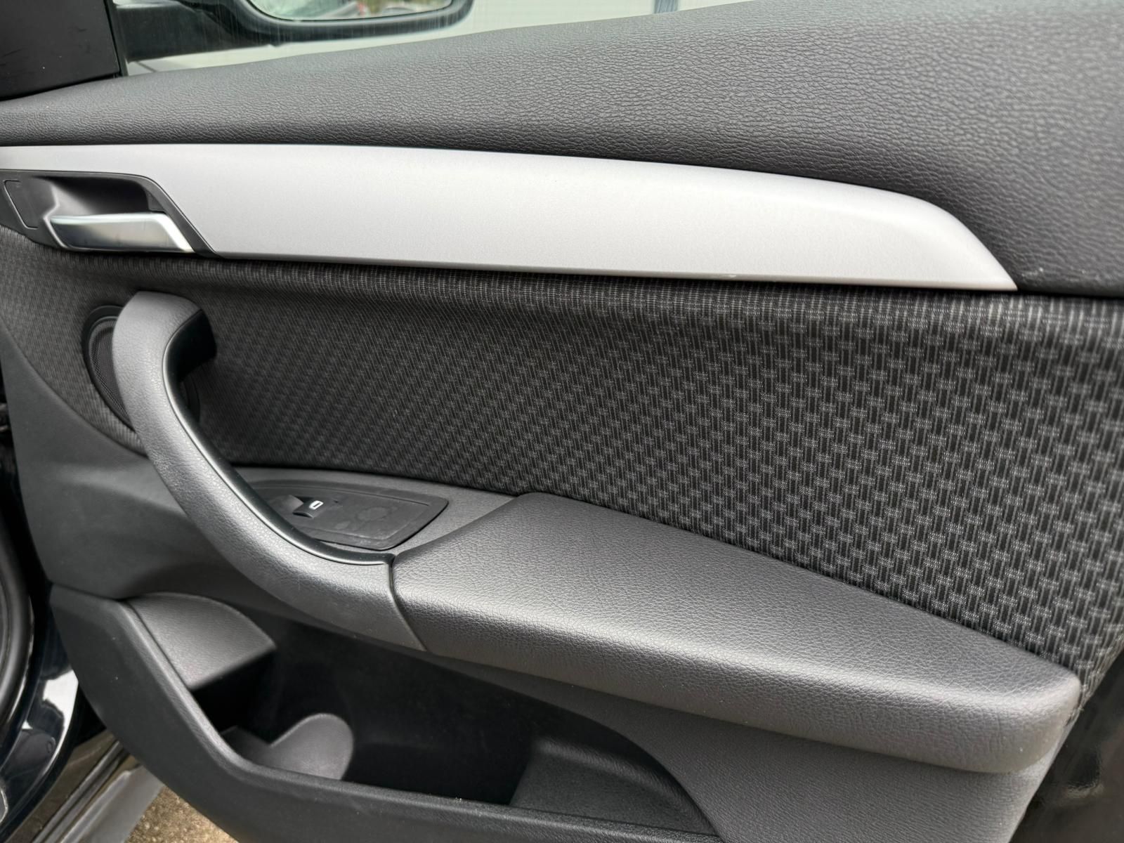 cfcfd115-6188-4de3-82e2-a060017609e5