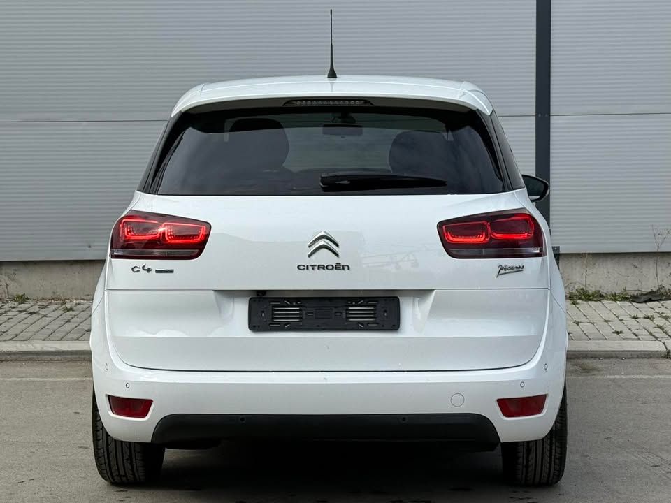 Слика на возило