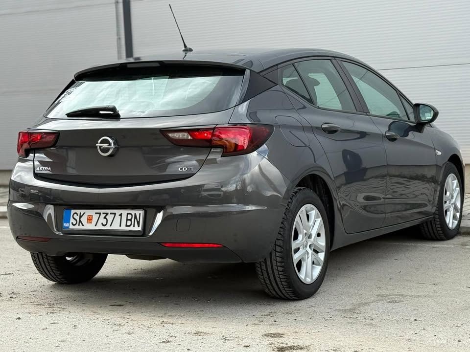 Слика на возило