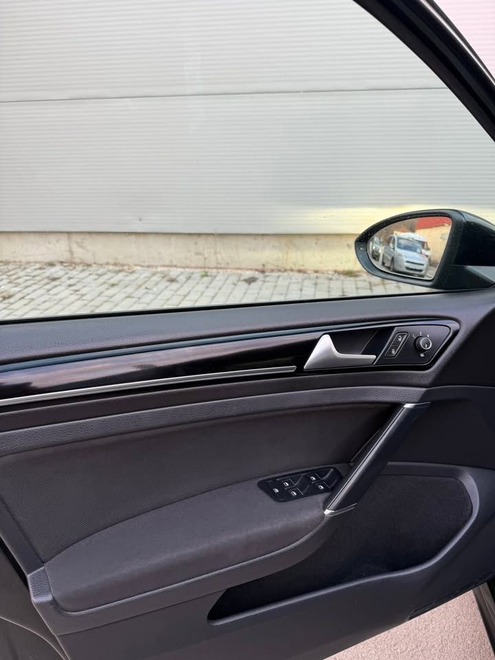 Слика на возило