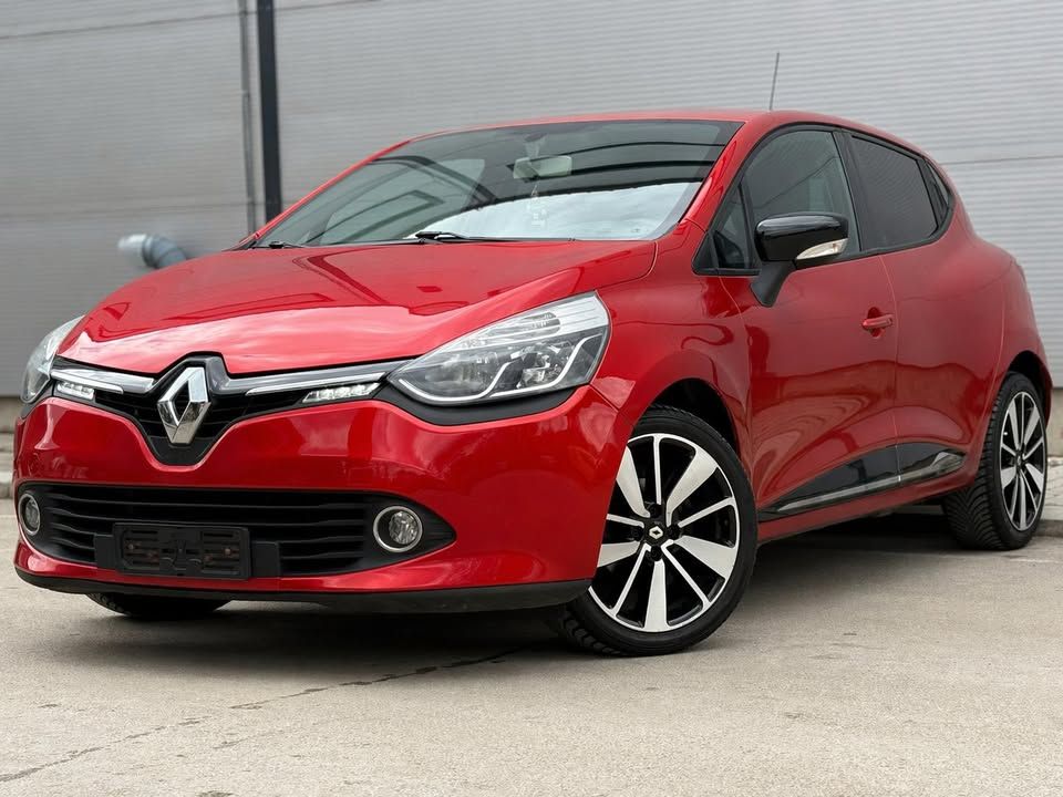 Renault CLIO 2015