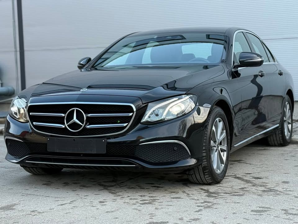 Слика на возило