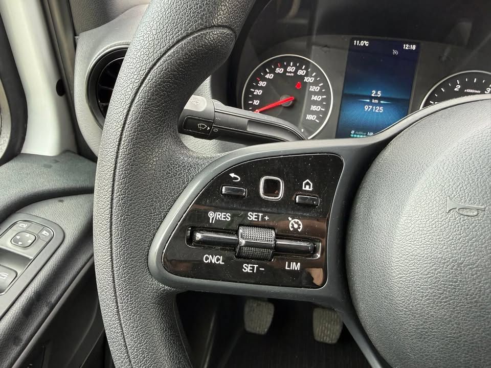 Слика на возило