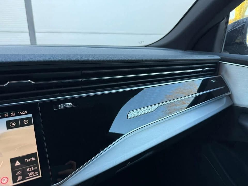 Слика на возило