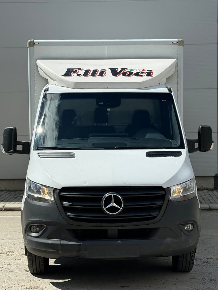 Слика на возило