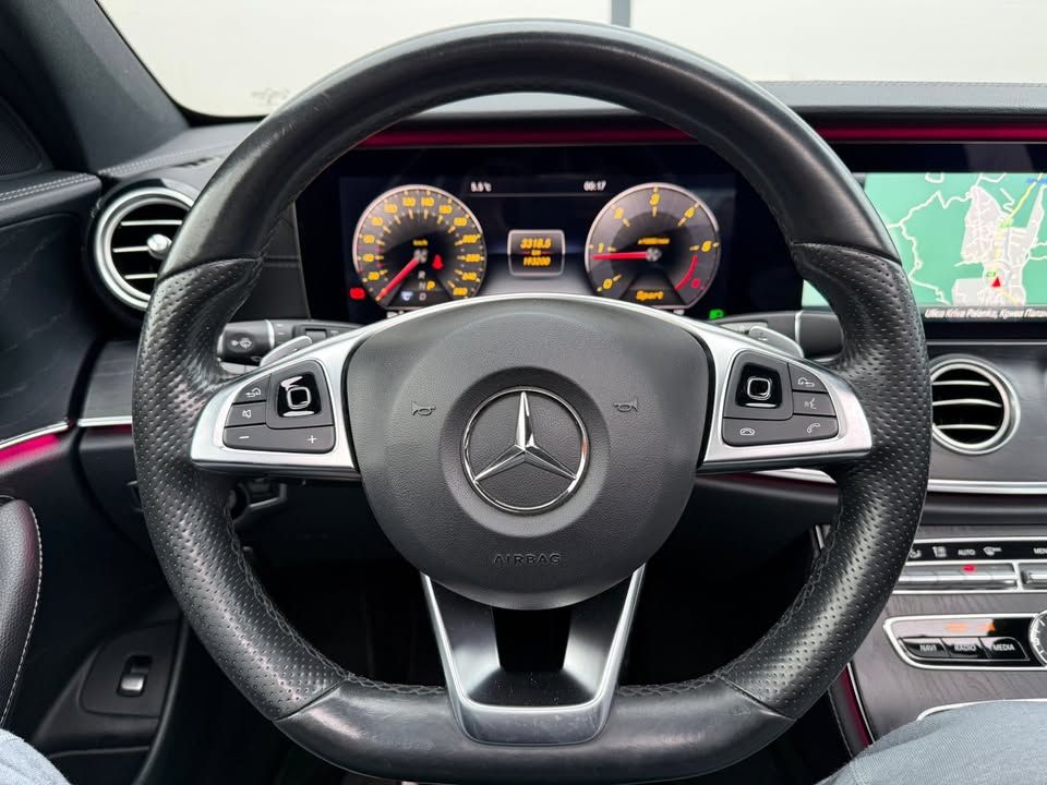 Слика на возило