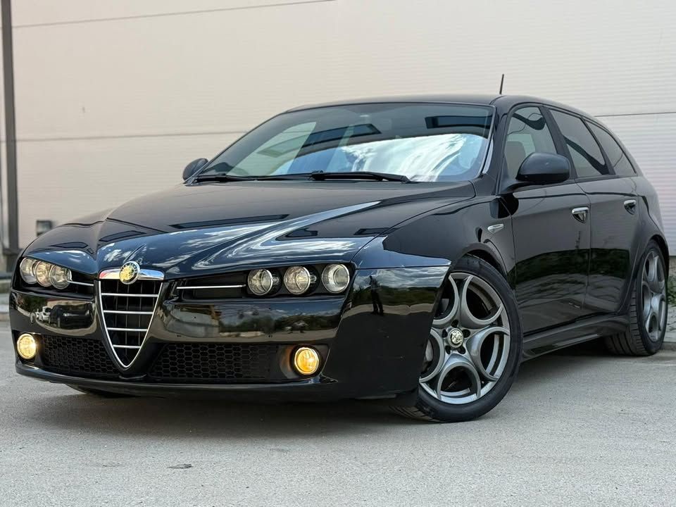Alfa Romeo 159 2012