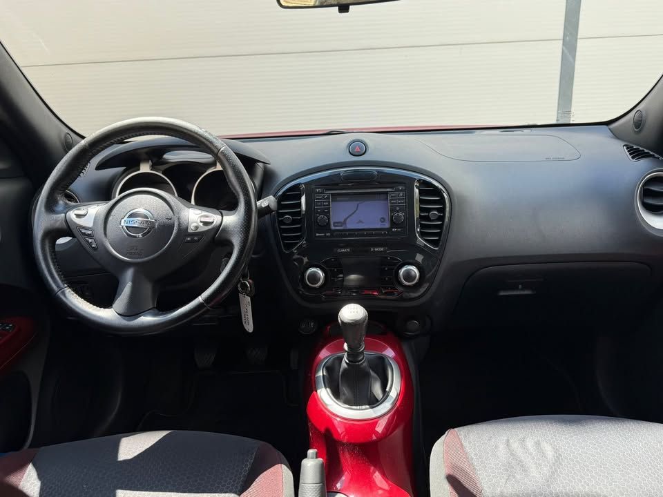 Nissan JUKE 2012