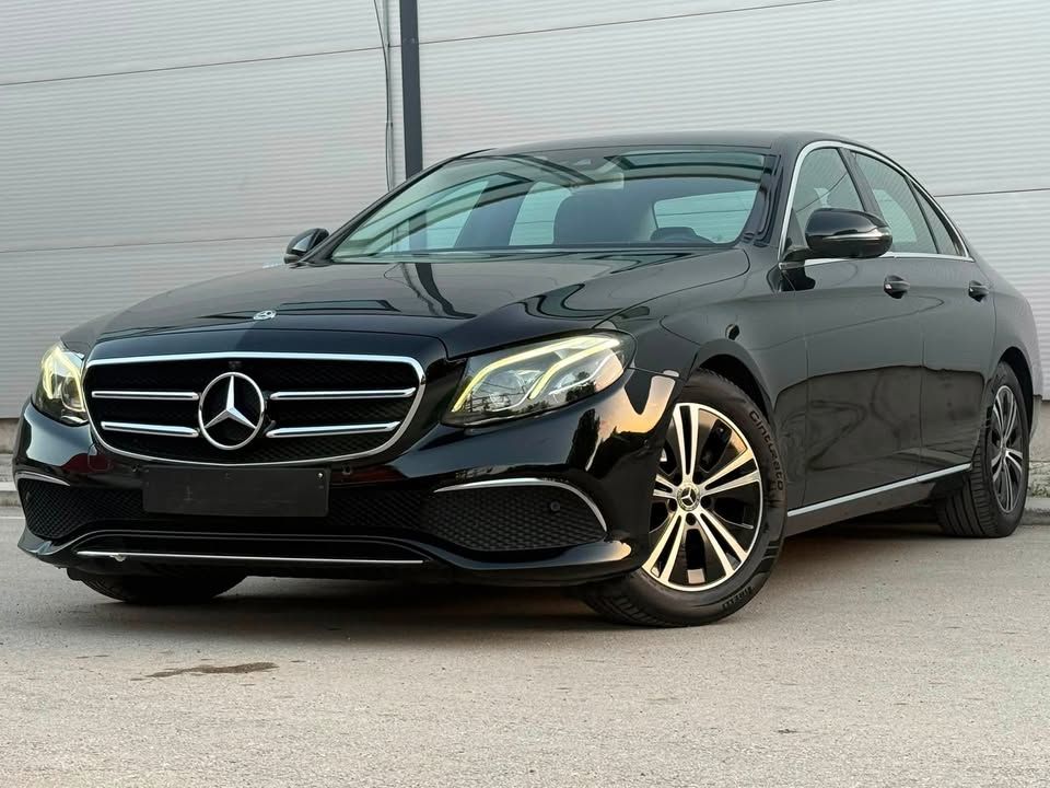 Mercedes-Benz E200 2020