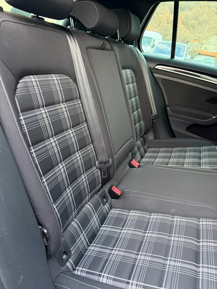 Слика на возило