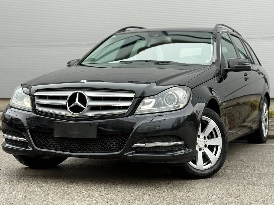 Mercedes-Benz C200 2013