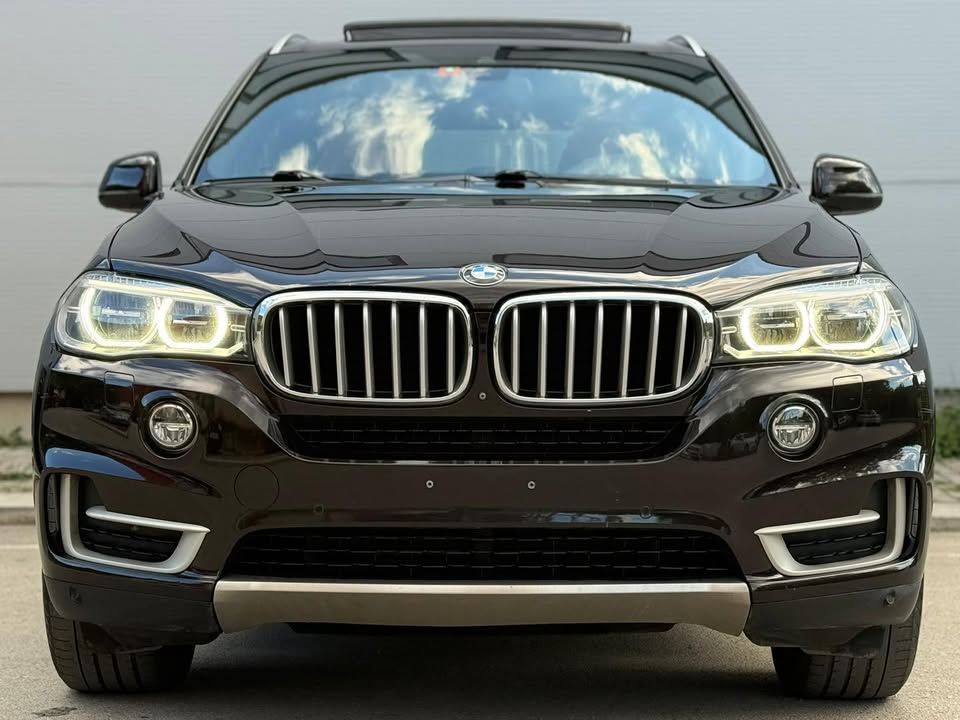 BMW  X5 2020