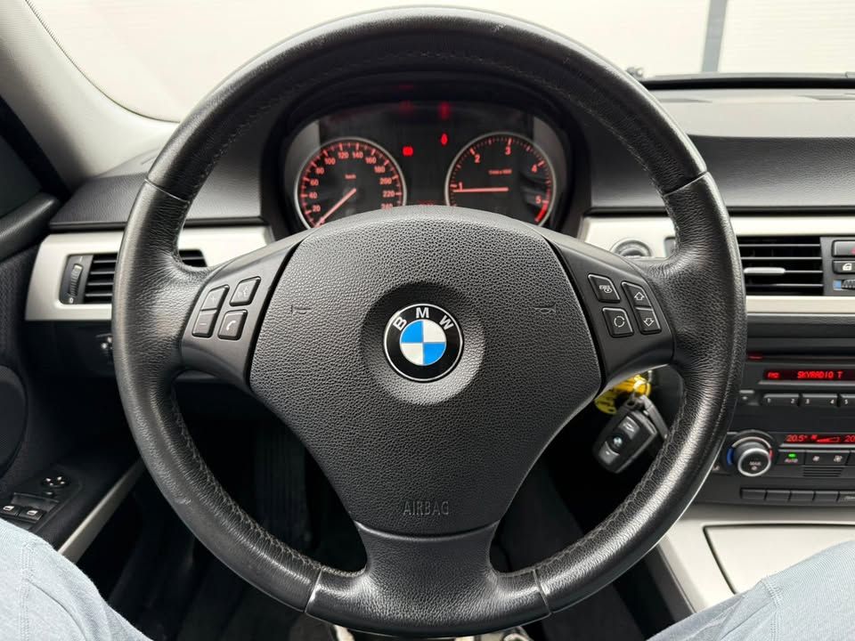 Слика на возило