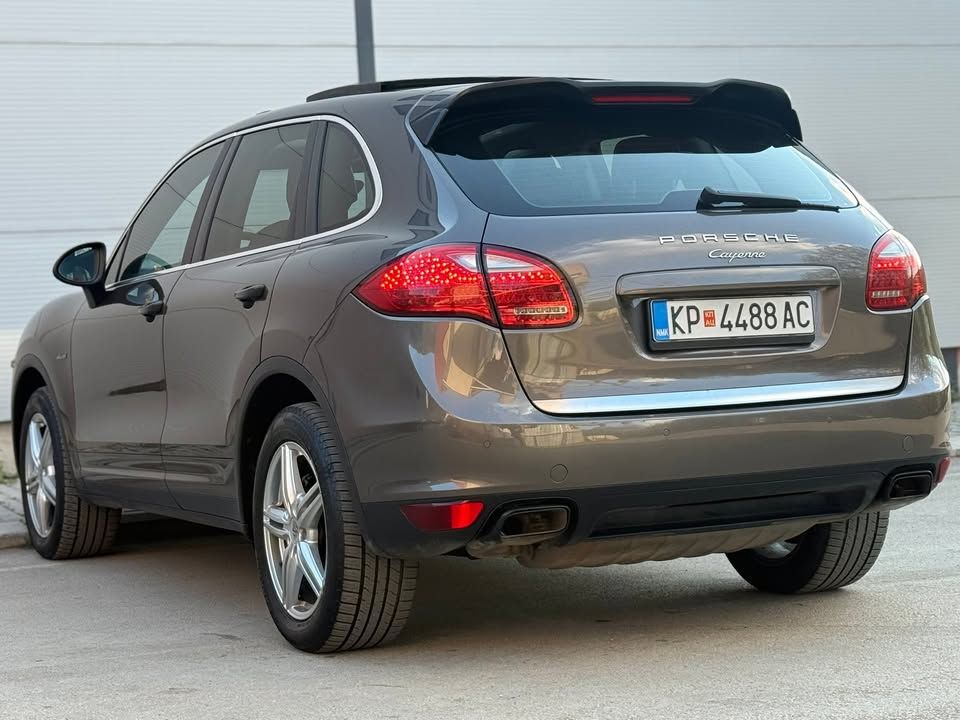 Слика на возило