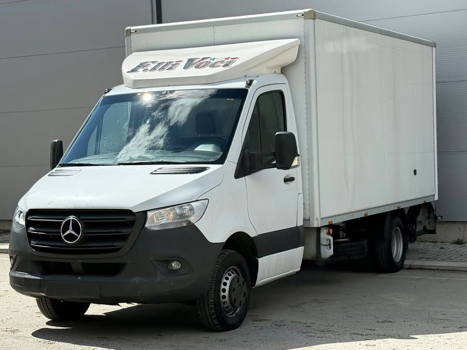 Слика на возило