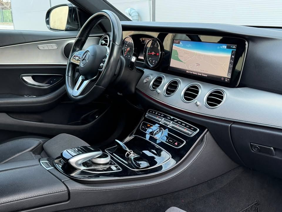 Слика на возило