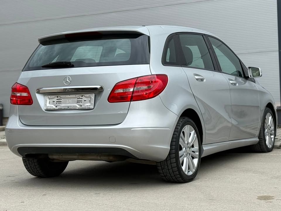 Слика на возило