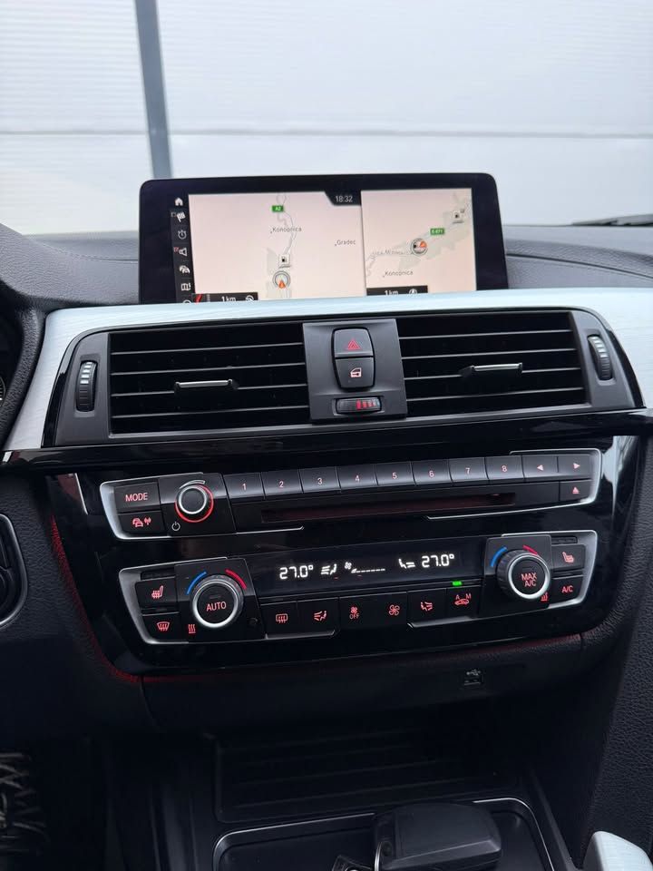 Слика на возило