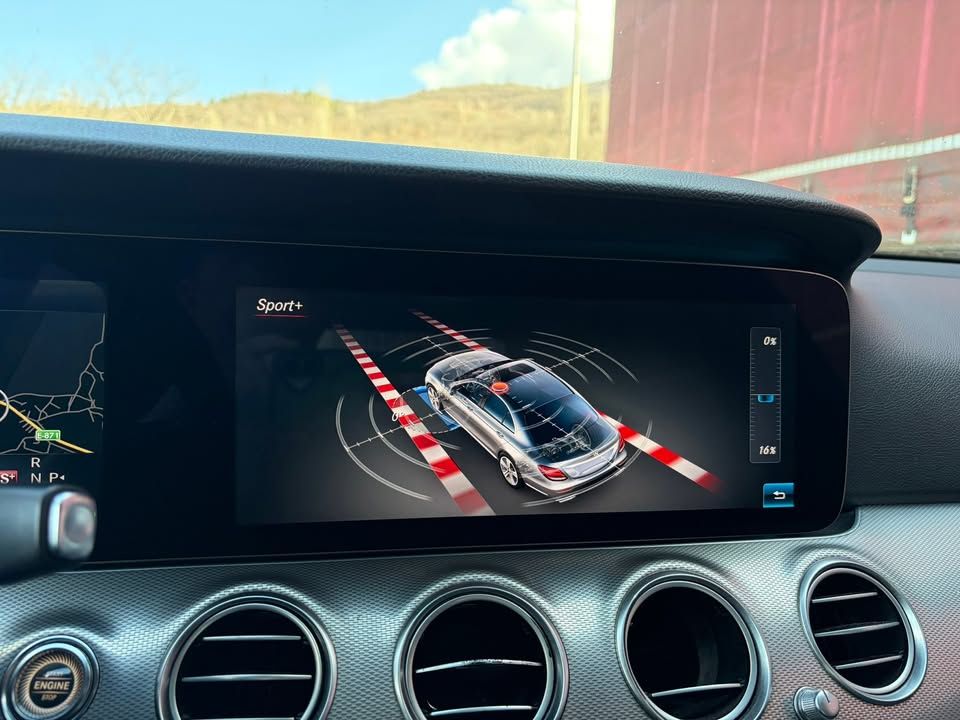 Слика на возило