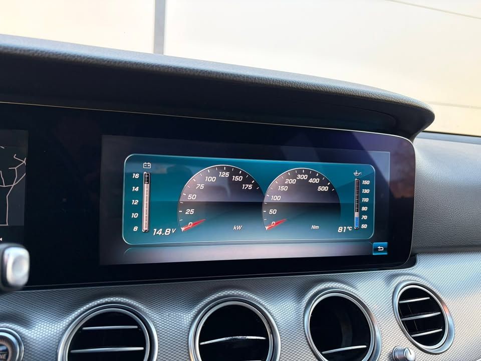 Слика на возило