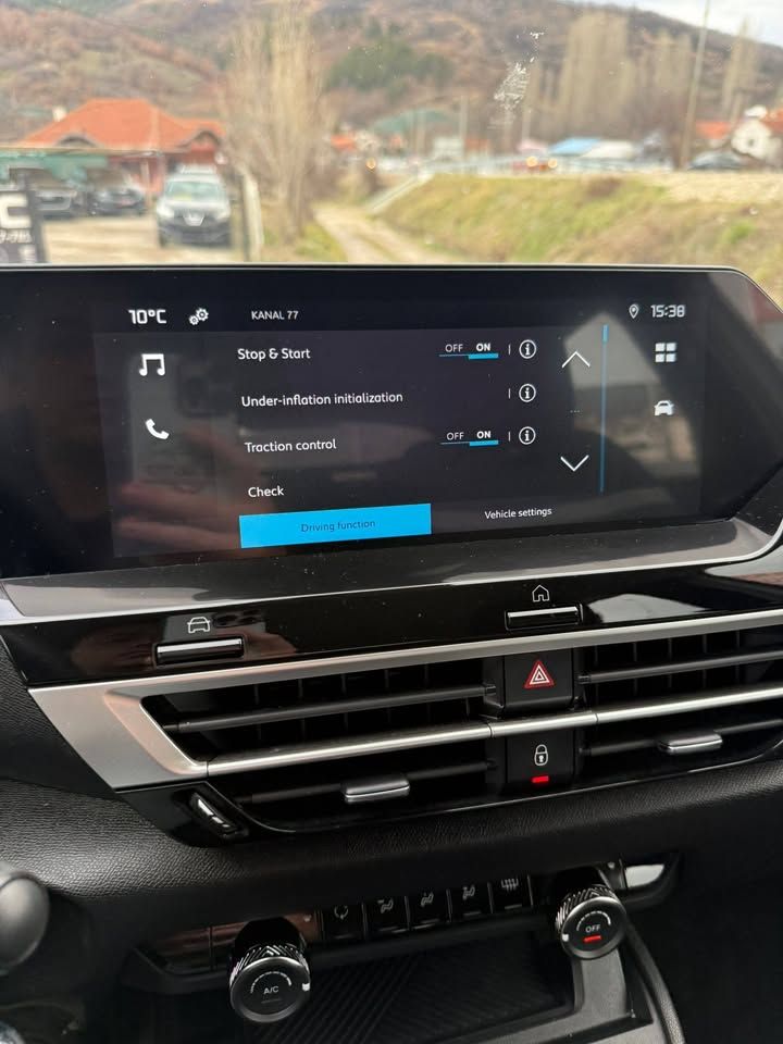 Слика на возило