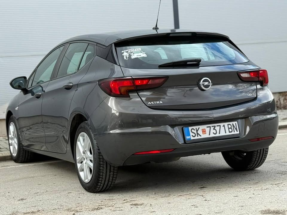 Слика на возило