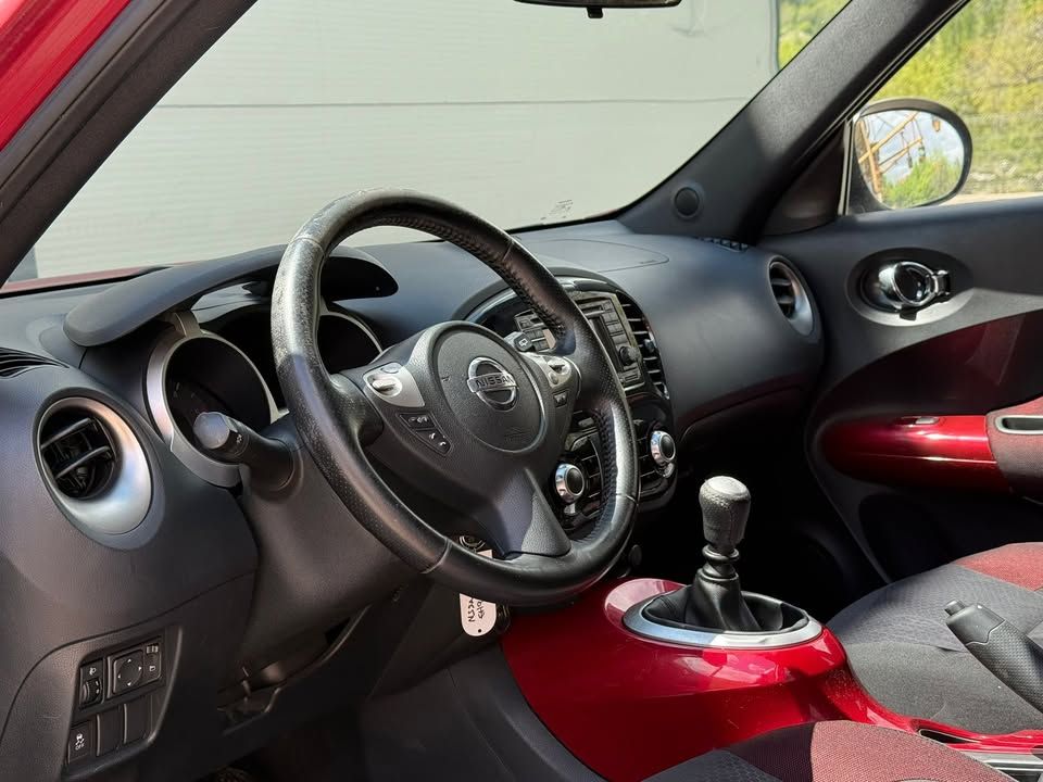 Nissan JUKE 2012