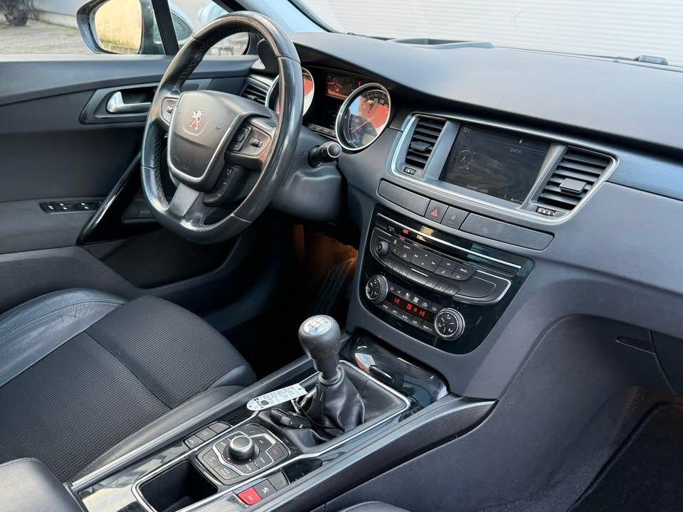 Слика на возило