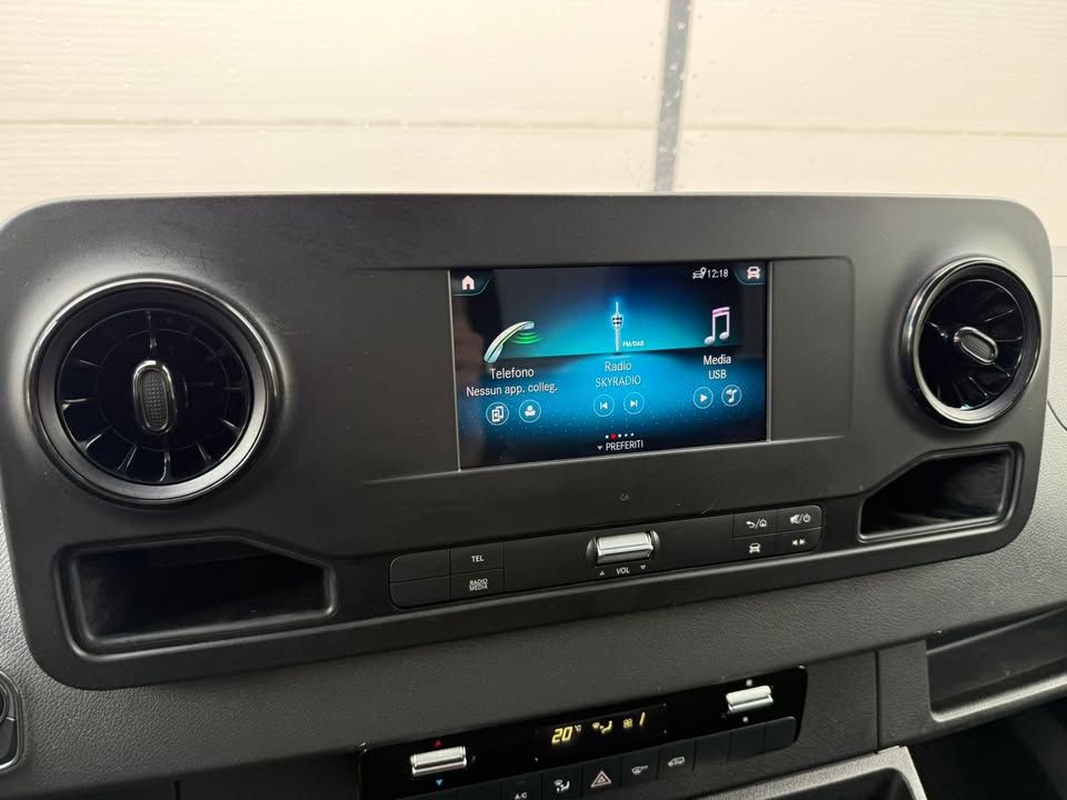 Слика на возило