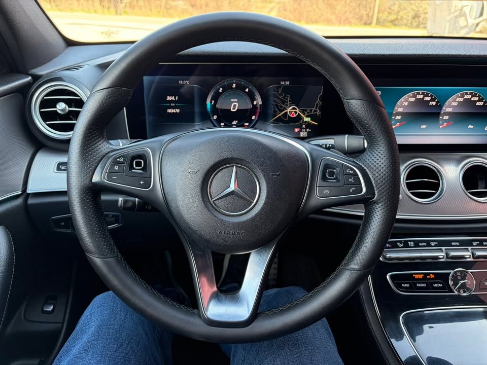 Слика на возило