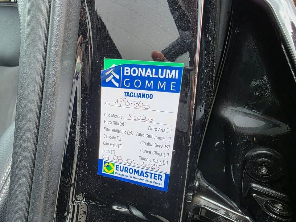 Слика на возило