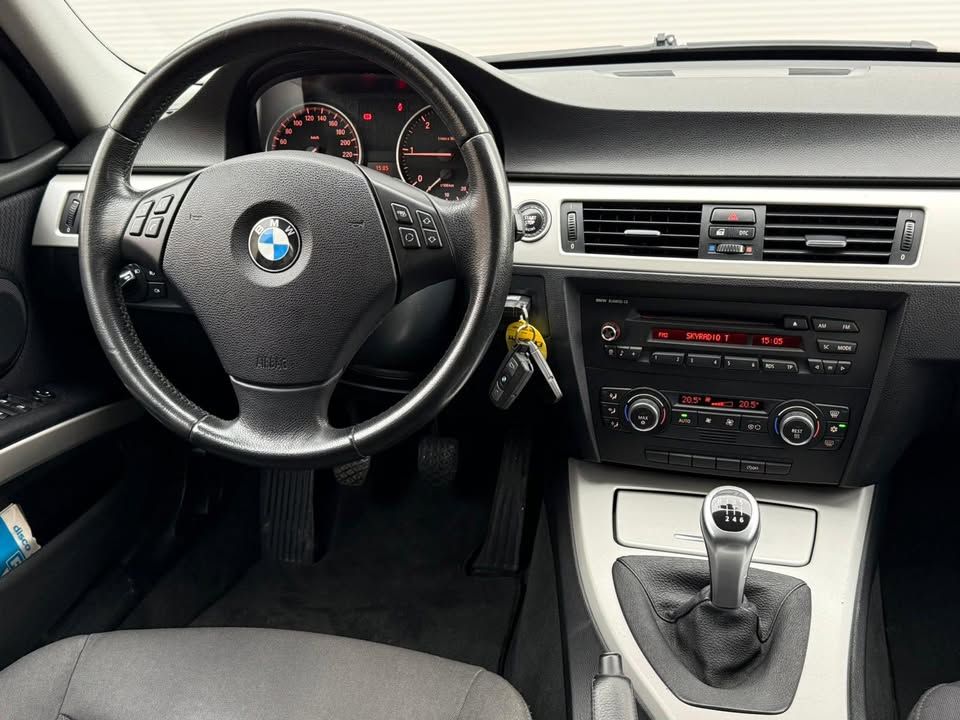 Слика на возило